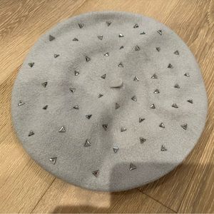 100% wool beret Vince camuto